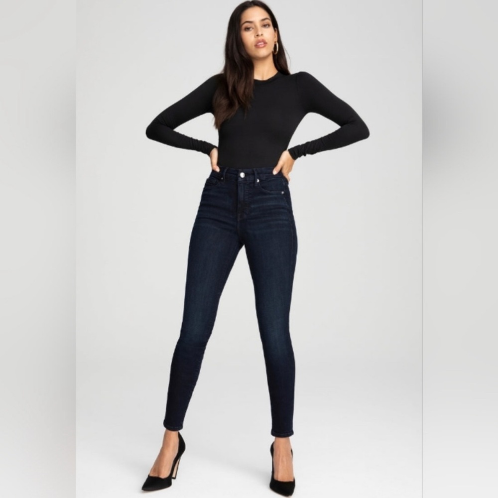 Good American Women's Straight Leg Jeans in Dark Indigo